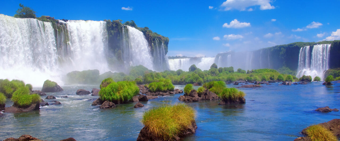 Brasilien - tosende Wasser und sanfte Dünen Brasilien - tosende Wasser und sanfte Dünen
